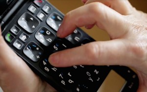 Türkiye’de yaşlılar için cep telefonu nereden ve kaça alınır?