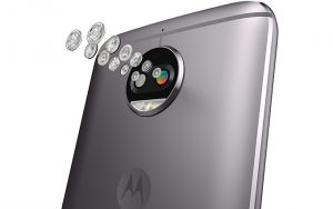 Çift arka kameralı ve LED flaşlı Motorola Moto G5S Plus