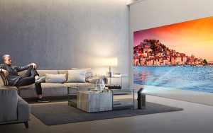 LG 4K projektör ile oturma odaları sinemaya dönüşüyor