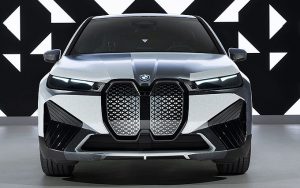 Renk değiştirebilen otomobil BMW iX Flow Concept