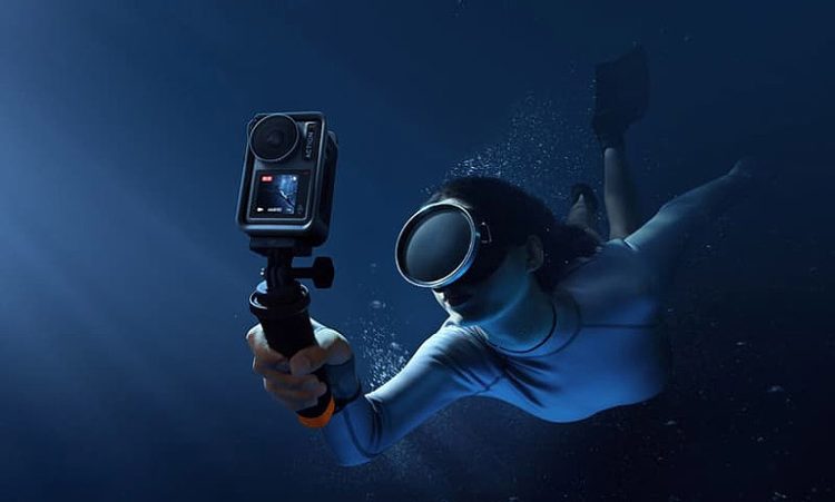 Dikey çekim yapabilen çift ekranlı DJI aksiyon kamera