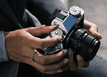 Fujifilm X-T5 ile 40 megapiksel fotoğraflar 6.2K videolar
