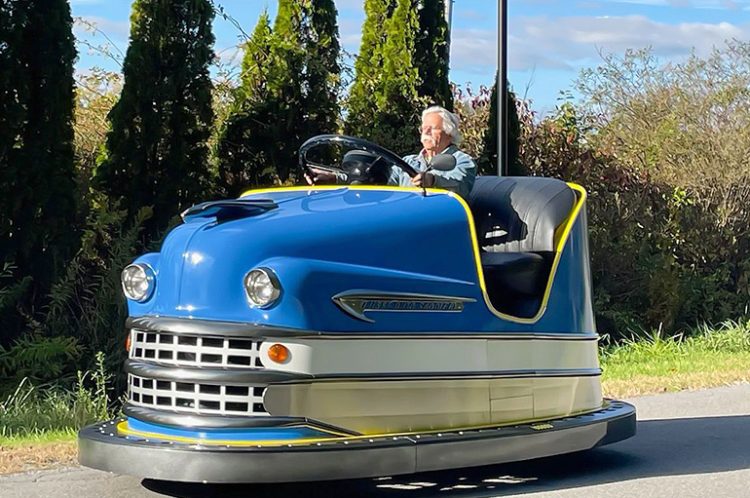 Bu çarpışan araba ile trafiğe çıkabilirsiniz