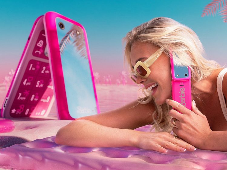 Barbie cep telefonu