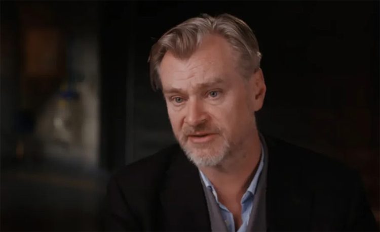 Christopher Nolan film çekmeye Universal ile devam ediyor